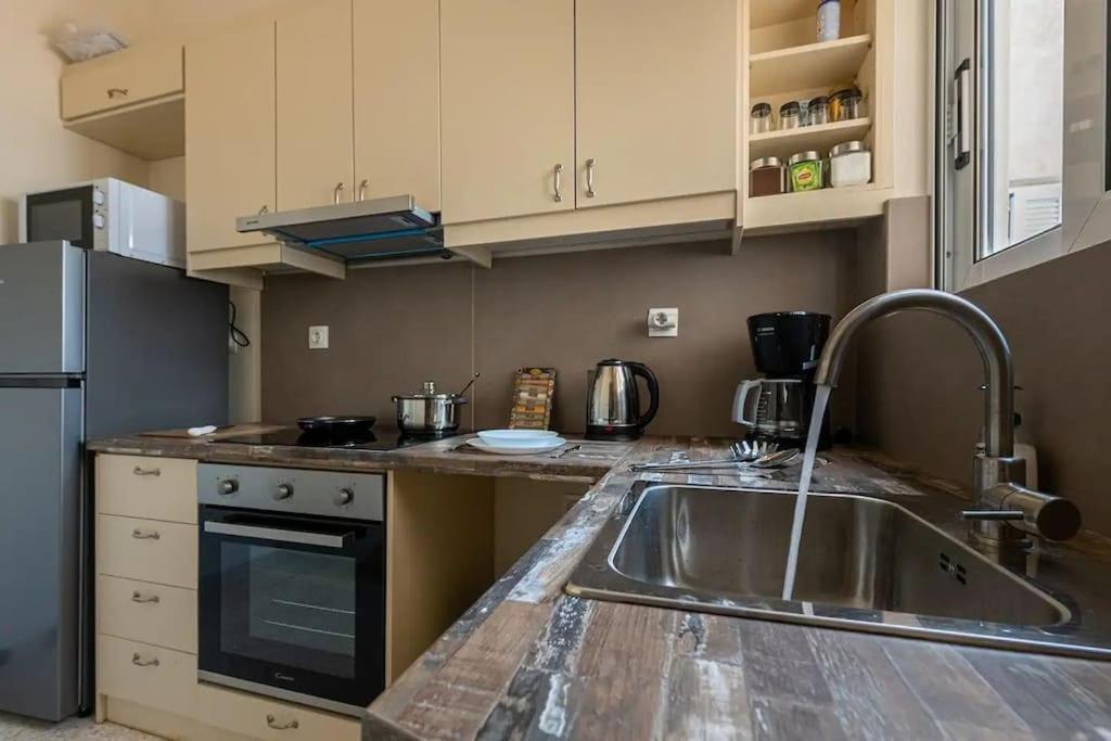 Kerameikos 2 Bedroom Apartment Athen Eksteriør billede