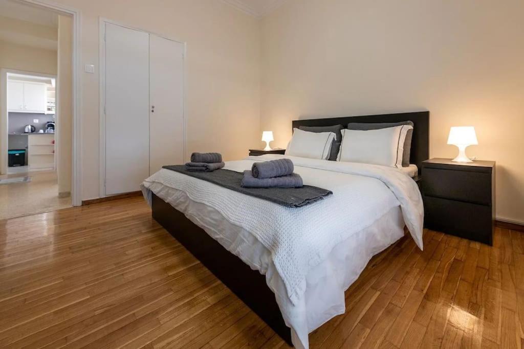 Kerameikos 2 Bedroom Apartment Athen Eksteriør billede